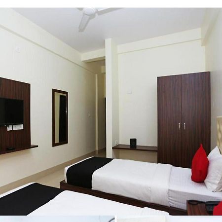 Triple Tree Hotel & Resorts Bhubaneswar Exterior foto
